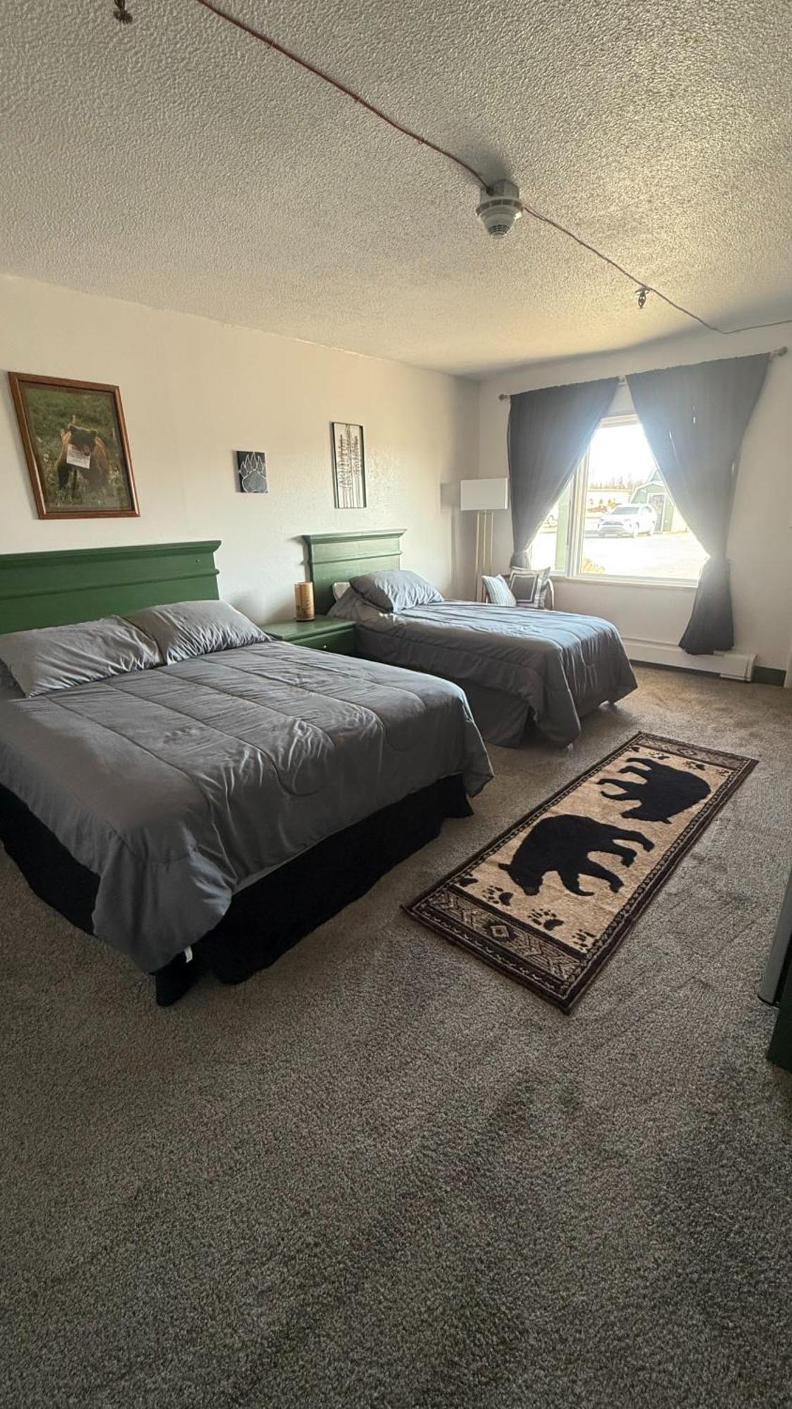 The Kenai Inn Bagian luar foto
