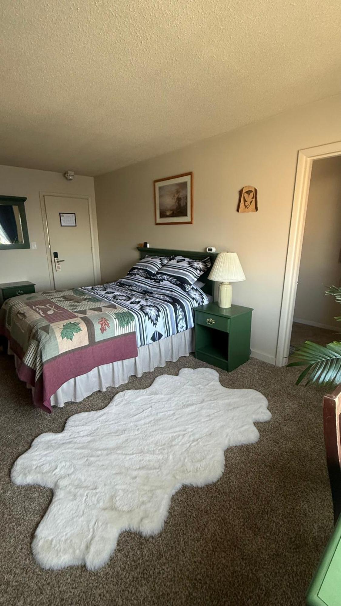 The Kenai Inn Bagian luar foto